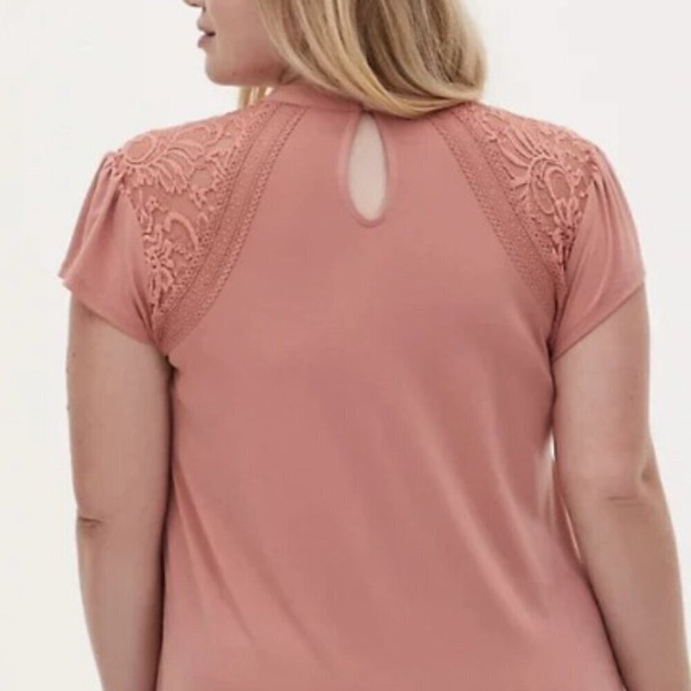 Torrid Dusty Coral Flutter Sleeve Lace Inset Top 3 3X 22/24 - Picture 3 of 11